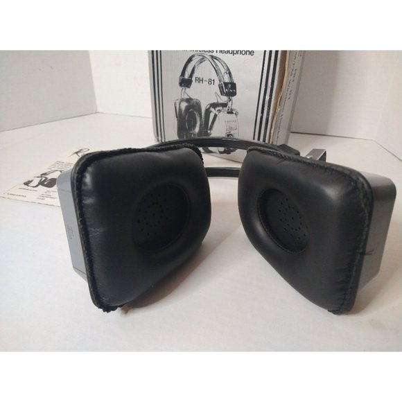 Rystl RH-81 Vintage AM FM Stereo WirelessHeadphones Hong Kong - Picture 5 of 13